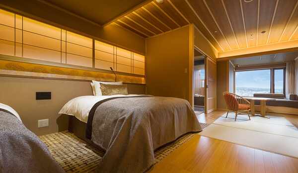 【禁煙】露天風呂付客室「燦里」（さんり）／和モダンなベッドルーム４２㎡