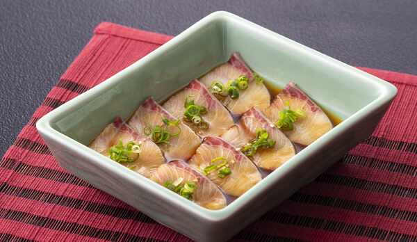 【無料朝食バイキング】漬けブリ