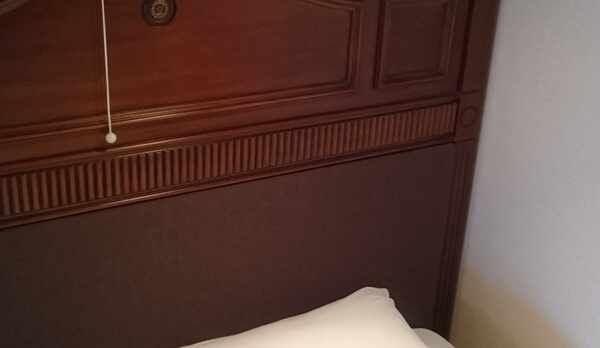 客室　ベッドの読書灯