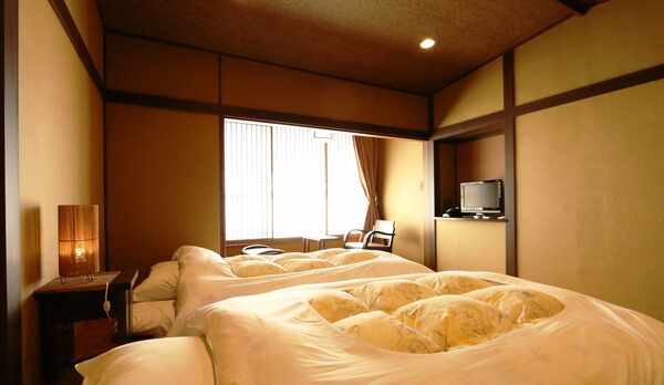 和室二間のお部屋になります