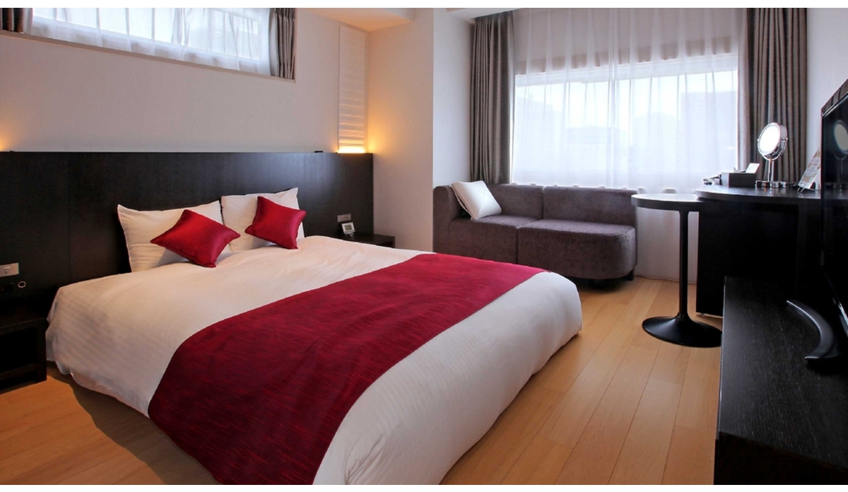 フローリングダブルルーム