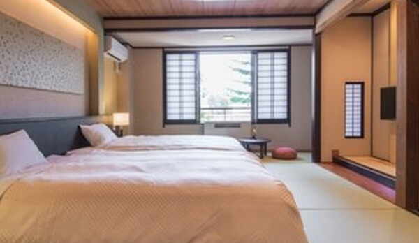 リニューアル和モダン《2F禁煙ツインルーム》シモンズベッド