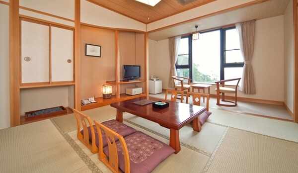 【客室】　和室