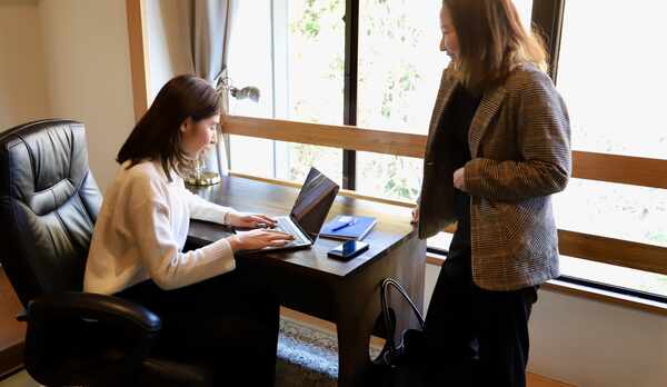 ツインルームデスク