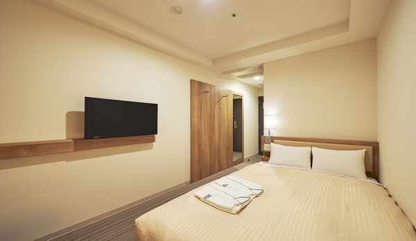 セミダブルルーム　10.8〜11.0㎡/西川オリジナル製シングルベッド(125cm幅)