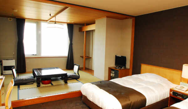 *本館　なごみ野(和洋室)