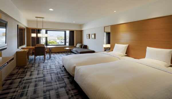 【ラグジュアリーツイン（東向き）/42平米】●おすすめの客室●