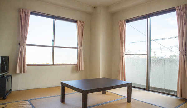 *【和室/本館3〜4階】最大5名でご宿泊できる和室。団体や家族で団らんのひと時をお過ごしください。