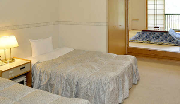 【和洋室一例】お部屋は人気の和洋室タイプをご用意致します。