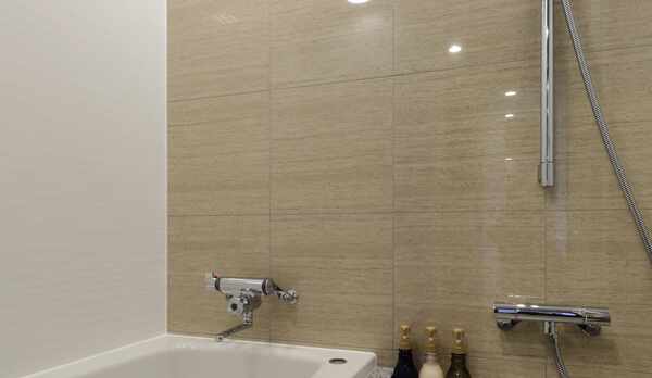 バスタブはツインルームのみ完備