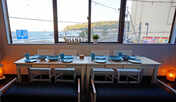 海を望むダイニング