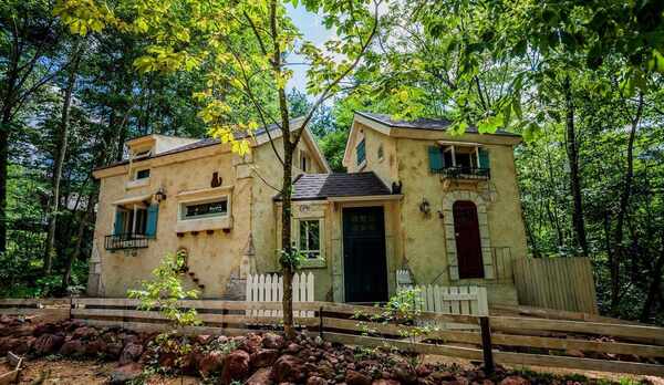 コージー　正面全貌