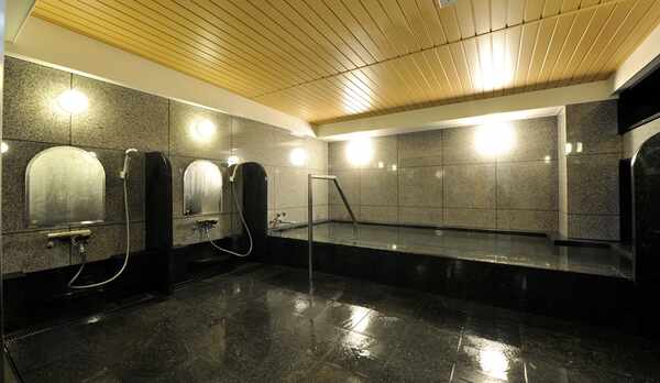 女性浴場（なかめの湯）