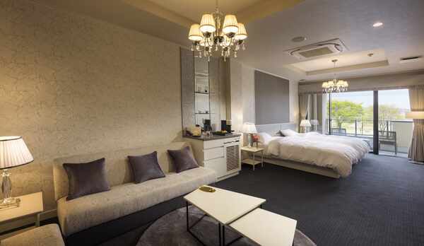 202 SHUSU〜繻子〜 グレイとホワイトを基調としたシックなお部屋