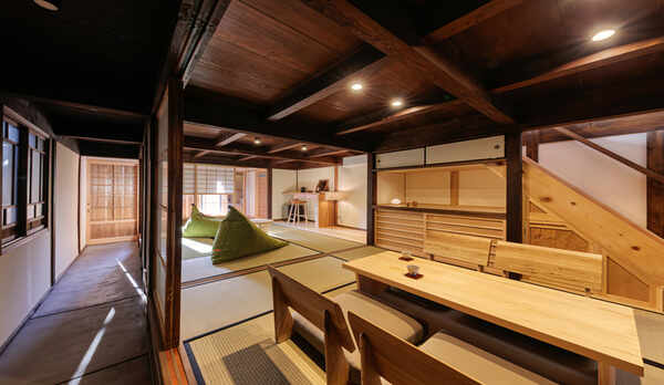 —朝霧 ASAGIRI 201号室ー