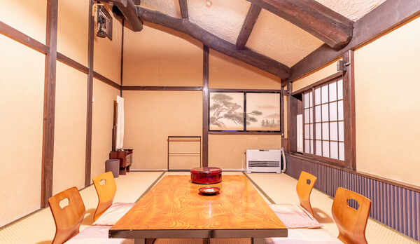 12畳和室　権現岳