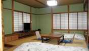 和室(3〜4名様向け)