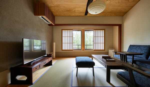 ぎをん白川の宿 太鼓橋