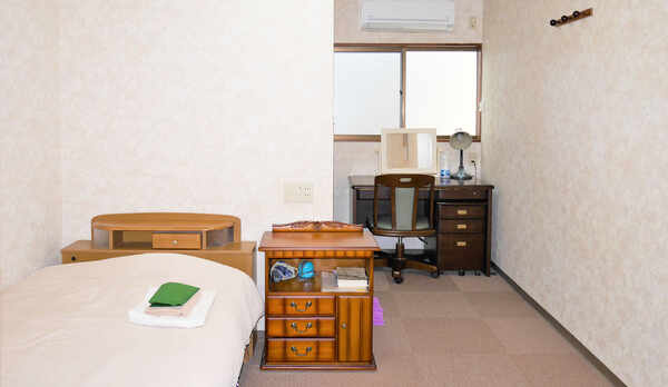 別館　洋シングル　バストイレ付