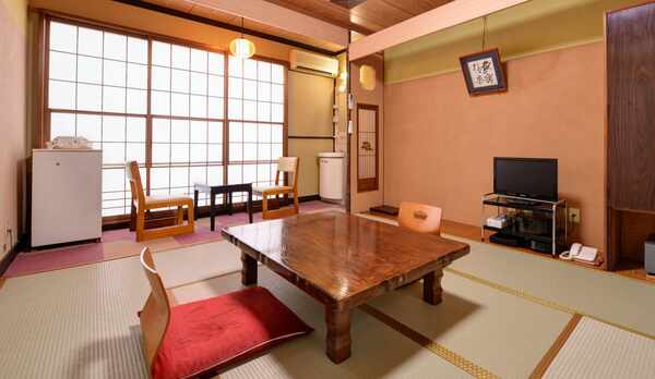 *和室8畳（客室一例）/純和風の素朴なお部屋。ご家族やグループでのご宿泊にオススメ◎