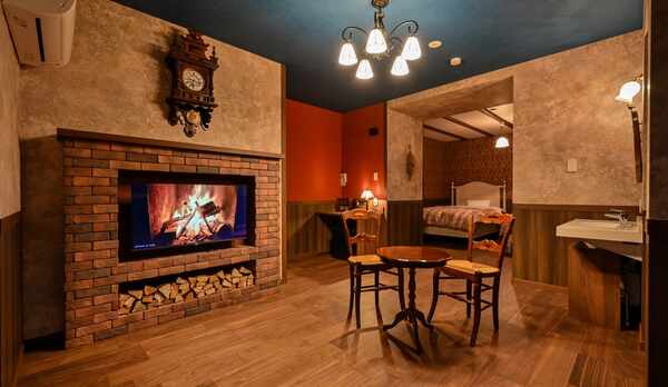 【アンティーク】ヨーロピアンアンティークのお部屋で寛ぎの時間を