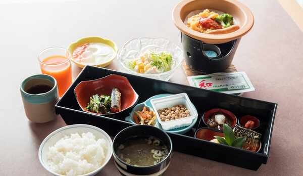 *朝食（和定食）