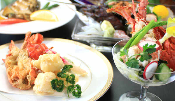 春秋限定・伊勢海老フルコース♪和洋楽しむ！