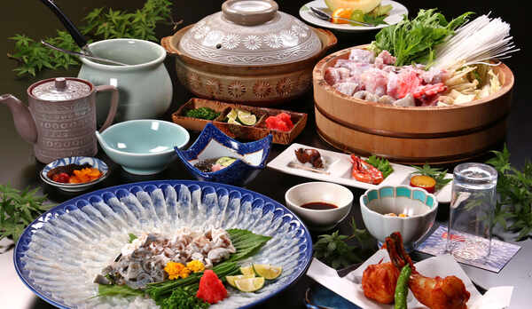 冬の味覚の王様！紅葉屋お得なふぐフルコース♪