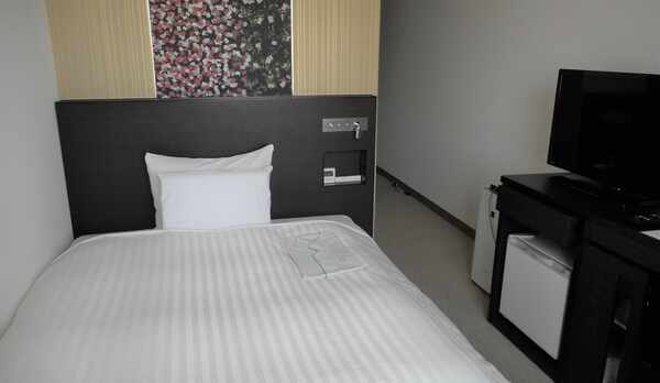 スタンダードシングル（16平米）