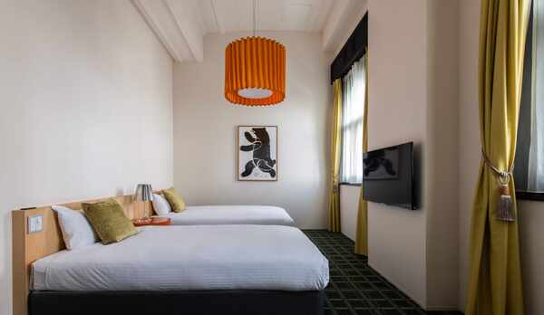 スタンダードツイン