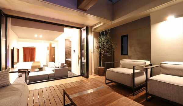 客室全体（ガーデンテラス付スイートツイン） 