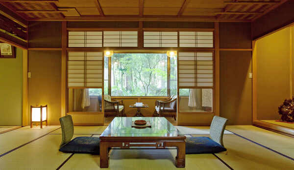 【宮の間】露天風呂付特別室は広々とした和室タイプ