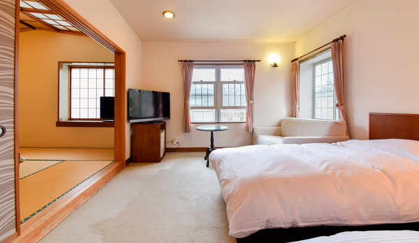 **【お部屋（和洋室）】