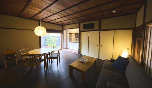一棟貸し宿「多喜屋」　リビングルーム