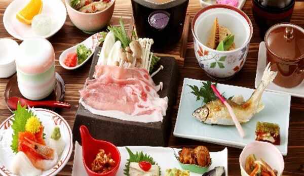 【日光ひみつ豚のしゃぶしゃぶ膳ＩＭＧ】脂身の甘さに定評があります。