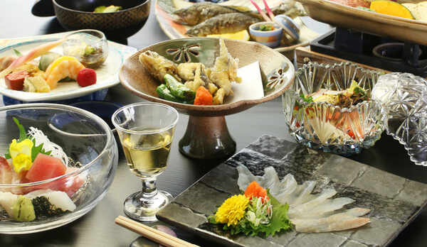 琵琶湖の旬を詰め込んだ季節会席【竹生会席】