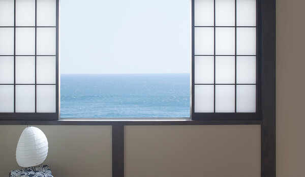 海を一望できる和室