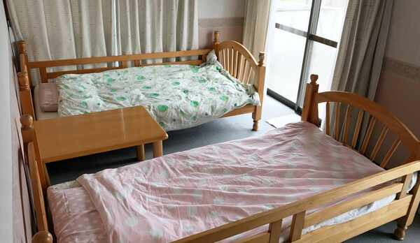 *洋室6畳室内一例/シングルベッドが2つございます。