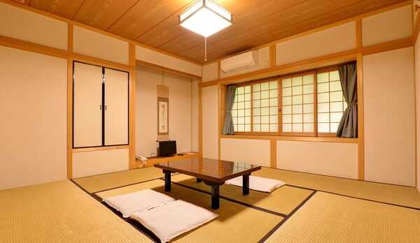 *和室8畳（客室一例）/心安まるひと時をお過ごし下さい。