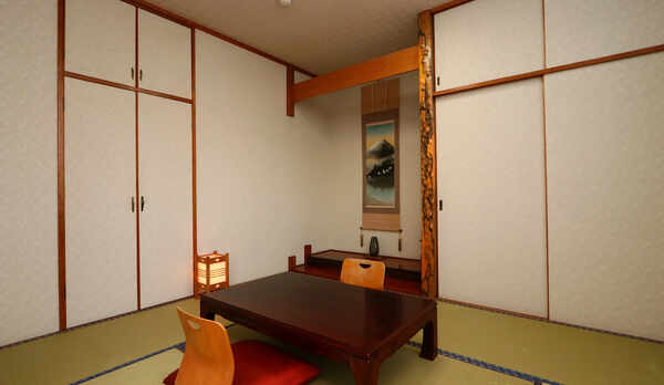 【禁煙】特別和洋室◆6畳または10畳の和室あります