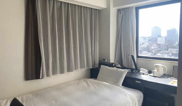 シングルＡ☆幅120cmベッド1台☆広さ11.5㎡