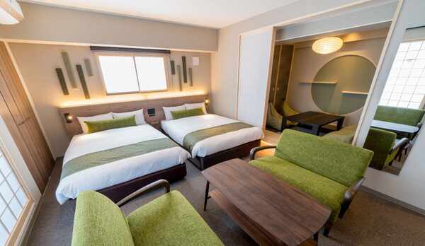 【ダブルベッド2台、和布団2組】ジャパニーズスイートA with シアター