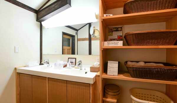 洗面台（２基）