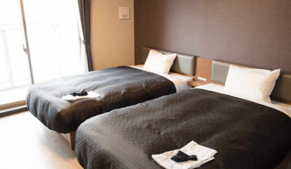 【客室】ツインルーム禁煙・全室２５平米以上・バストイレセパレート