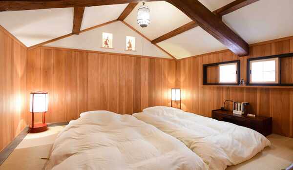 蔵２階ベッドルーム