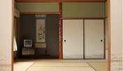 大部屋続き間（８畳+８畳）