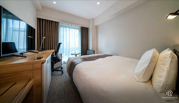 モデレートダブル(昼)