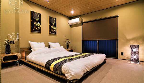 2Fクイーンベッド寝室*