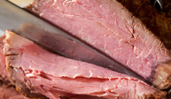 低温調理したローストビーフ