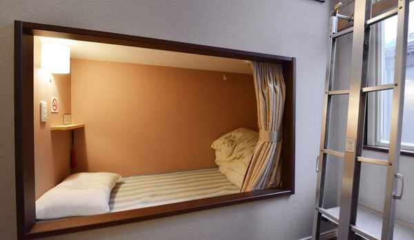 男女兼用ＣＯＣＯＯＮ寝台